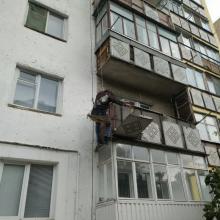 К Либкнехта 72 демонтаж балконного ограждения